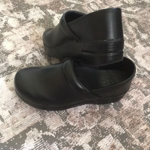 Danskos clogs